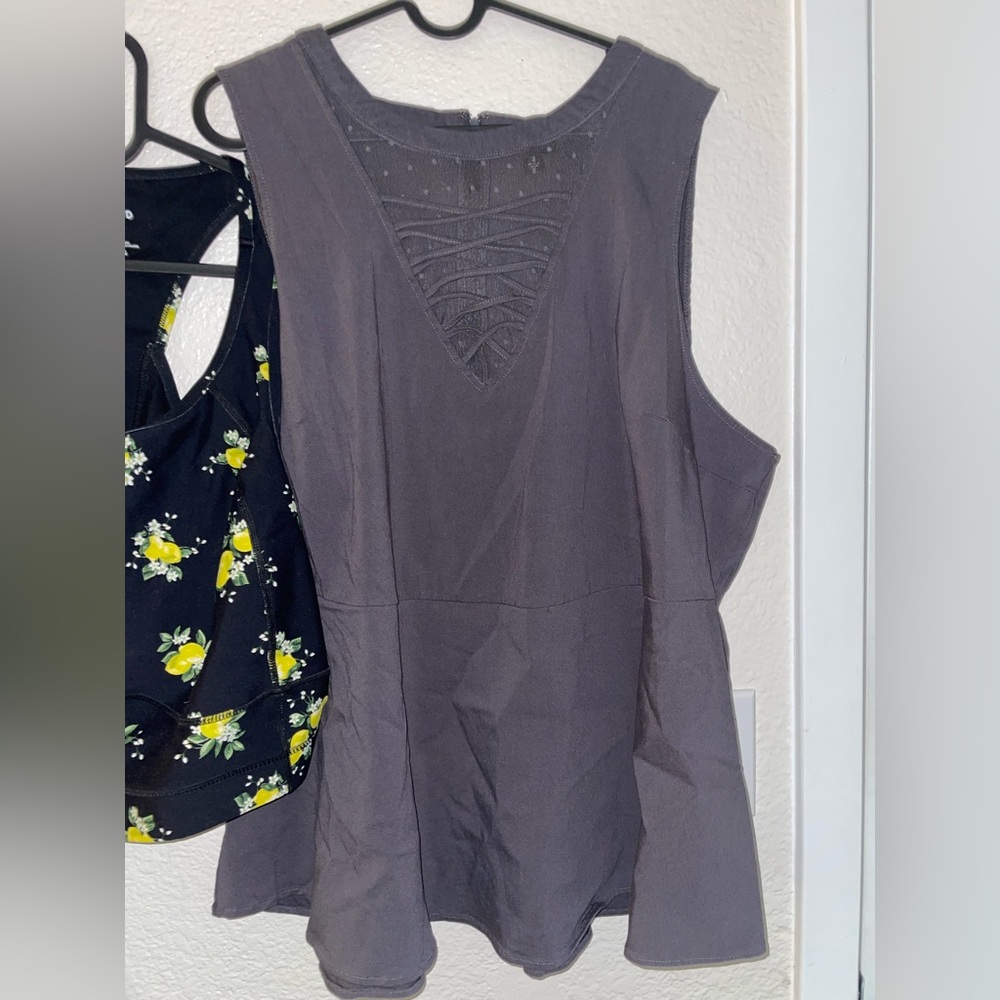 Torrid Gray Peplum Dress Blouse - size 3